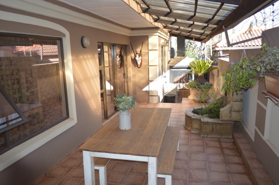 3 Bedroom Property for Sale in Wilkoppies North West
